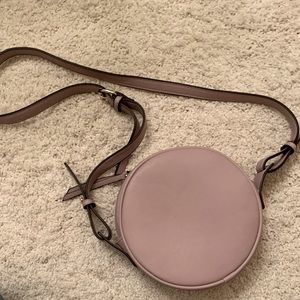 Super cute crossbody